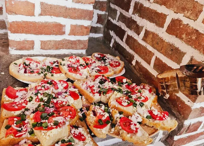 Orman Evi La Sus In Ferma Pedagogica Kaloşvar